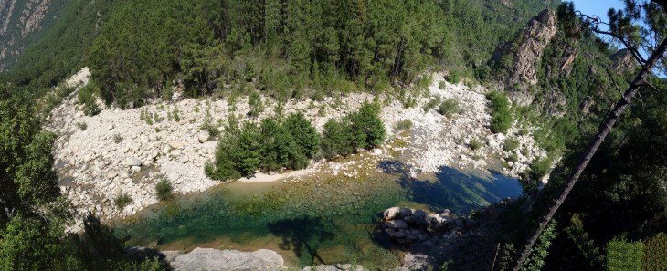 Badegumpe auf dem Weg zum Col de Bavella