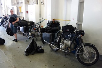 "ordentliches" Verzurren der Motorräder